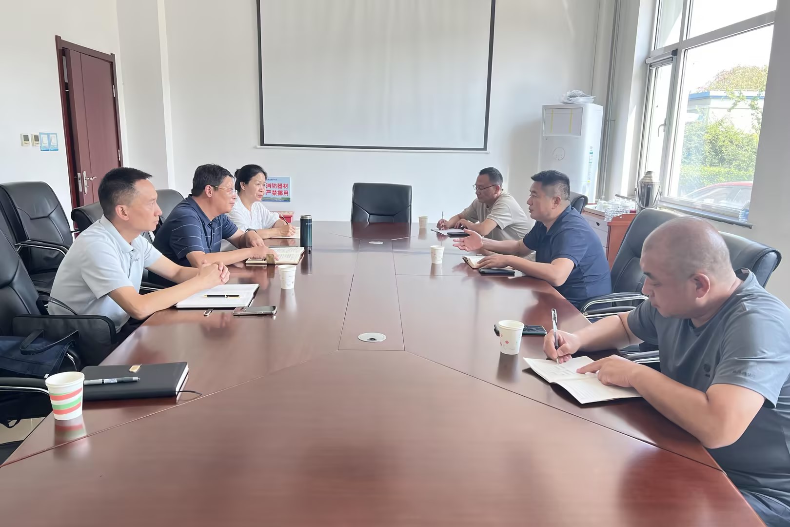 1695812354760142.jpg 7b1a9eae797329af01310ed30503f00b.jpg