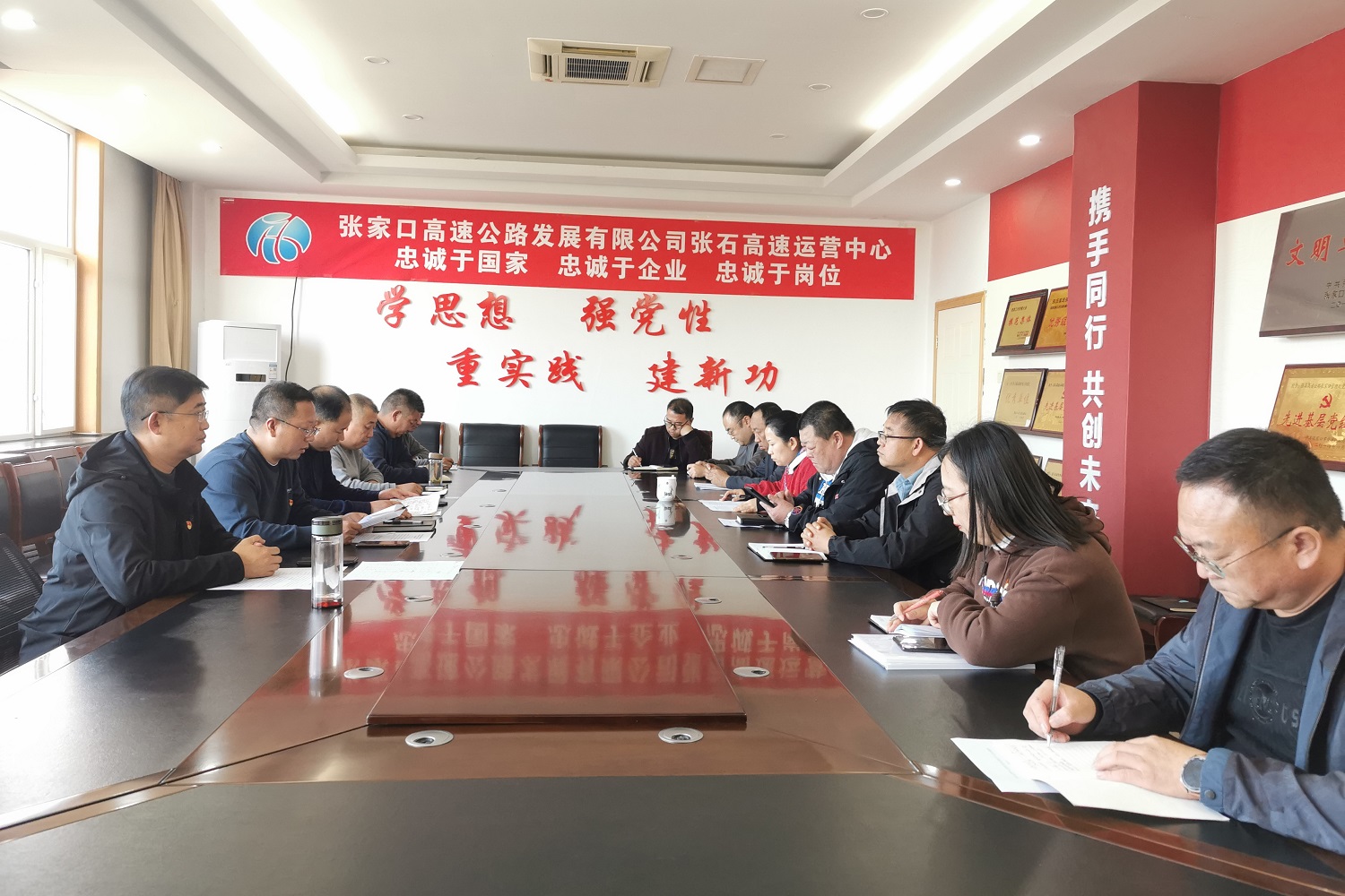 1698304862374177.jpg a1a58d08a8f5fc48b3a84704e0ba770.jpg