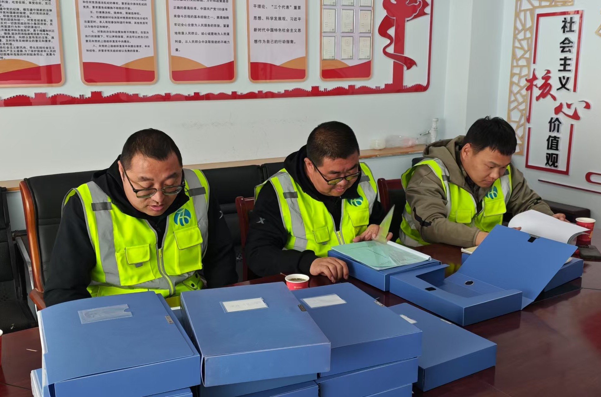 1747126645761132.jpg 910a36df2b444f2b1c30eb8d4faeffa0_origin(1).jpg